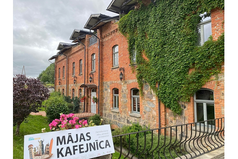 Dēsele`s mill, cafe